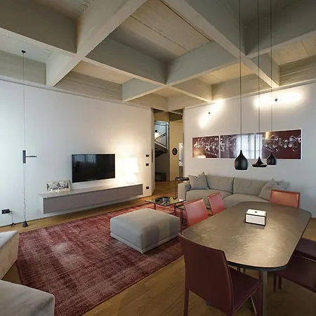 Edit Lofts Apartment