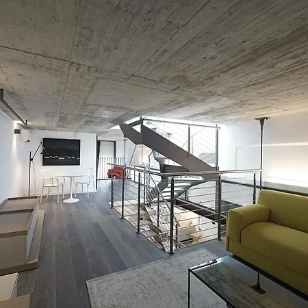 Edit Lofts Apartment *