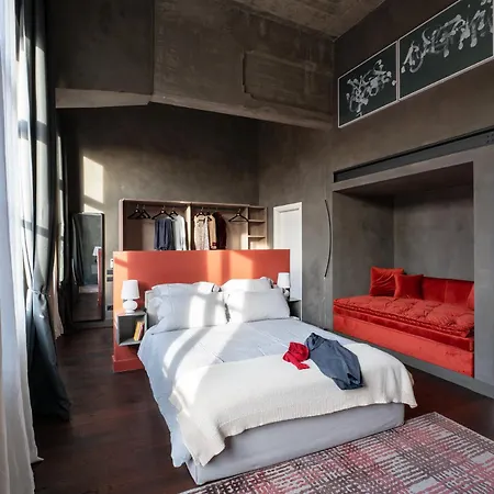 Edit Lofts Apartment *